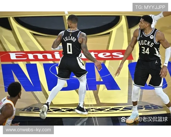 美职篮杯决赛场边明星云集，纽约球迷远征拉斯维加斯